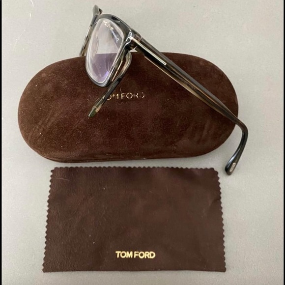 Tom Ford Tortoise Reading Glasses with Case - Picture 2 of 3